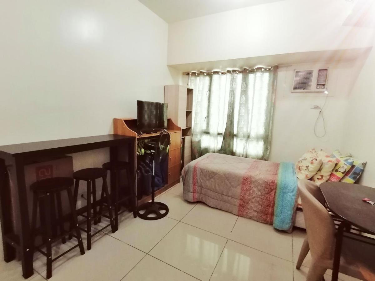 The Beacon Makati Staycation Suites Manila Esterno foto