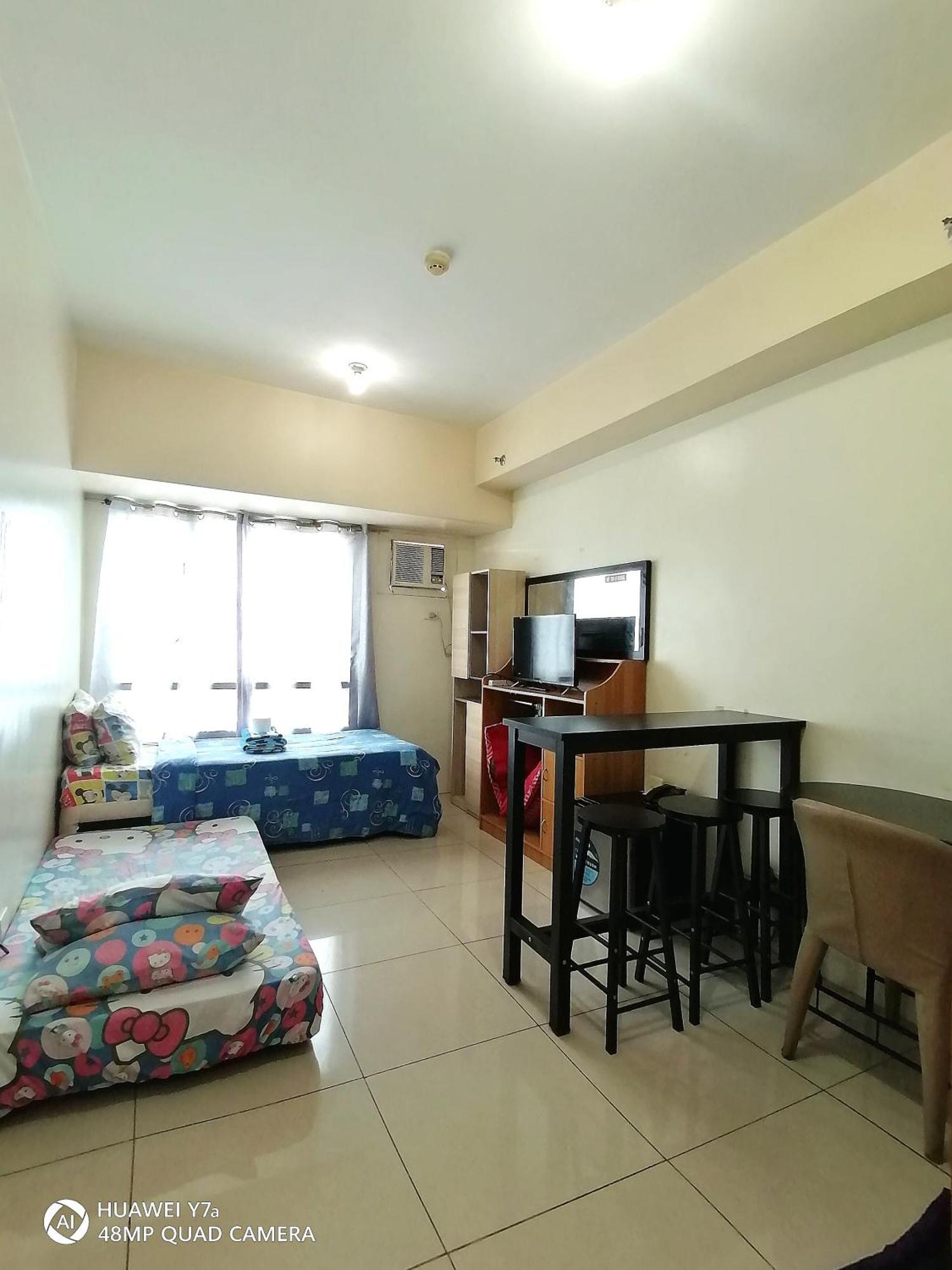 The Beacon Makati Staycation Suites Manila Esterno foto