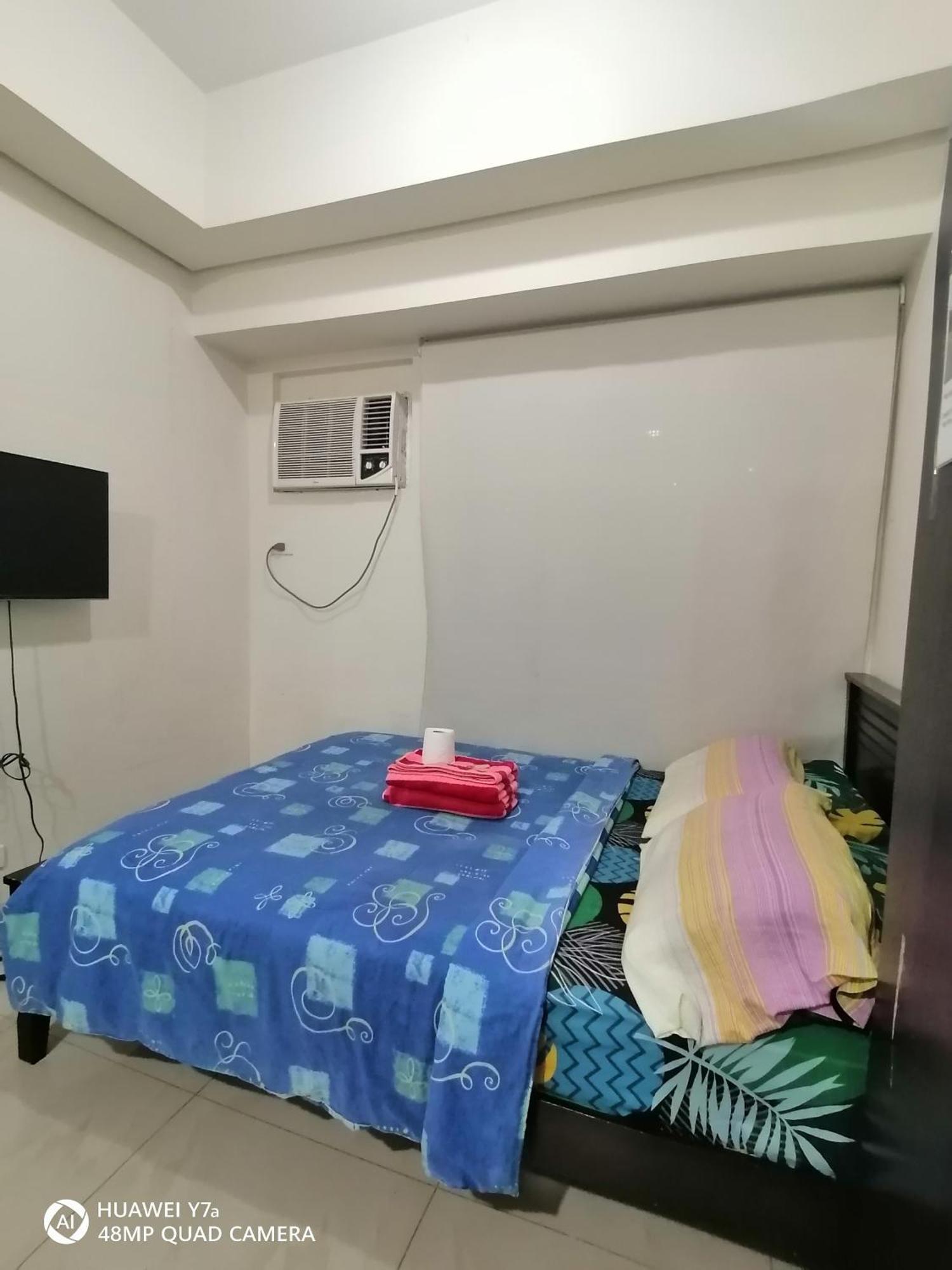 The Beacon Makati Staycation Suites Manila Esterno foto